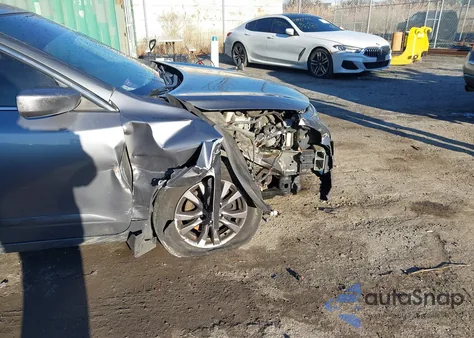 2015 Nissan Altima 2.5 S из США, поврежденный, VIN 1N4AL3AP4FN919641